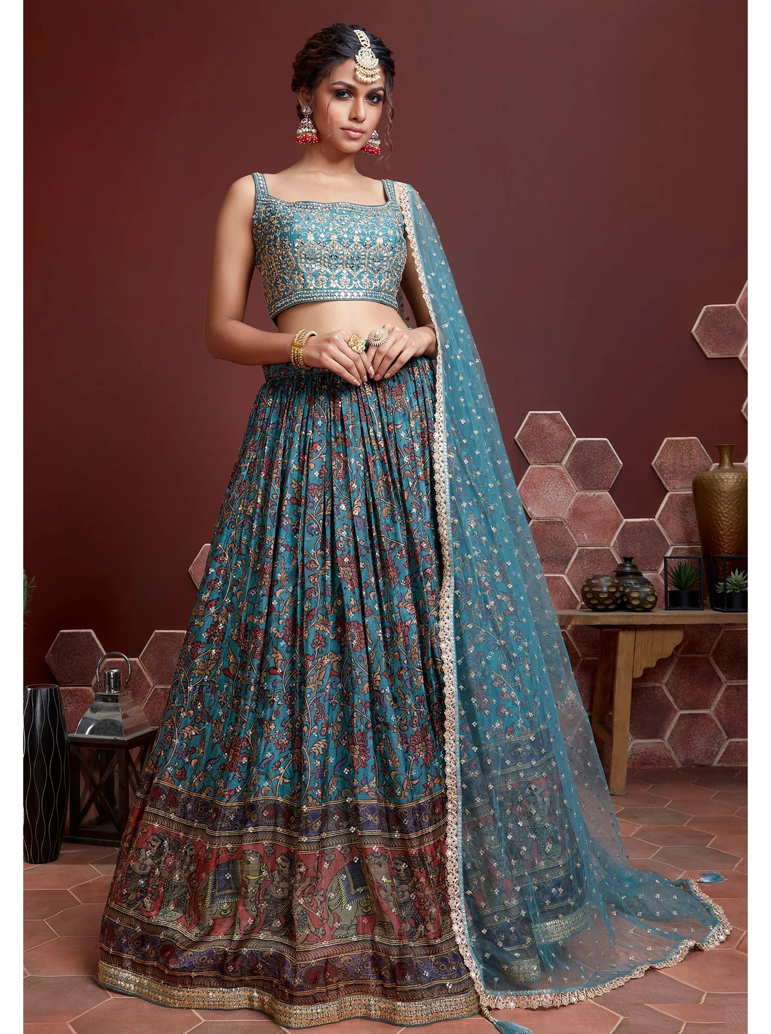 Outfit and mood inspiration for Malaysia · Reception - Women